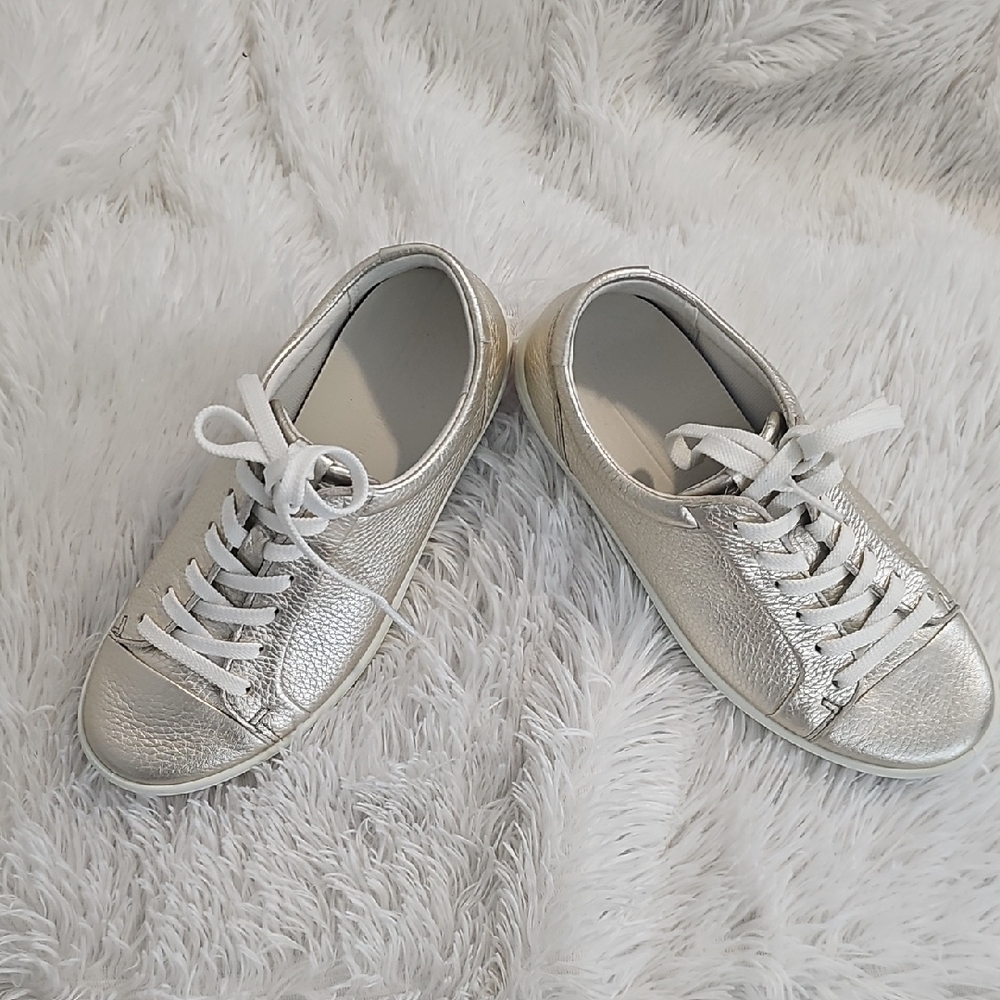 New ECCO tennis
